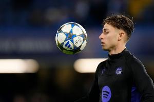 沙特报价5000万欧年薪走吗？费尔明：我不会考虑，待在巴萨最好